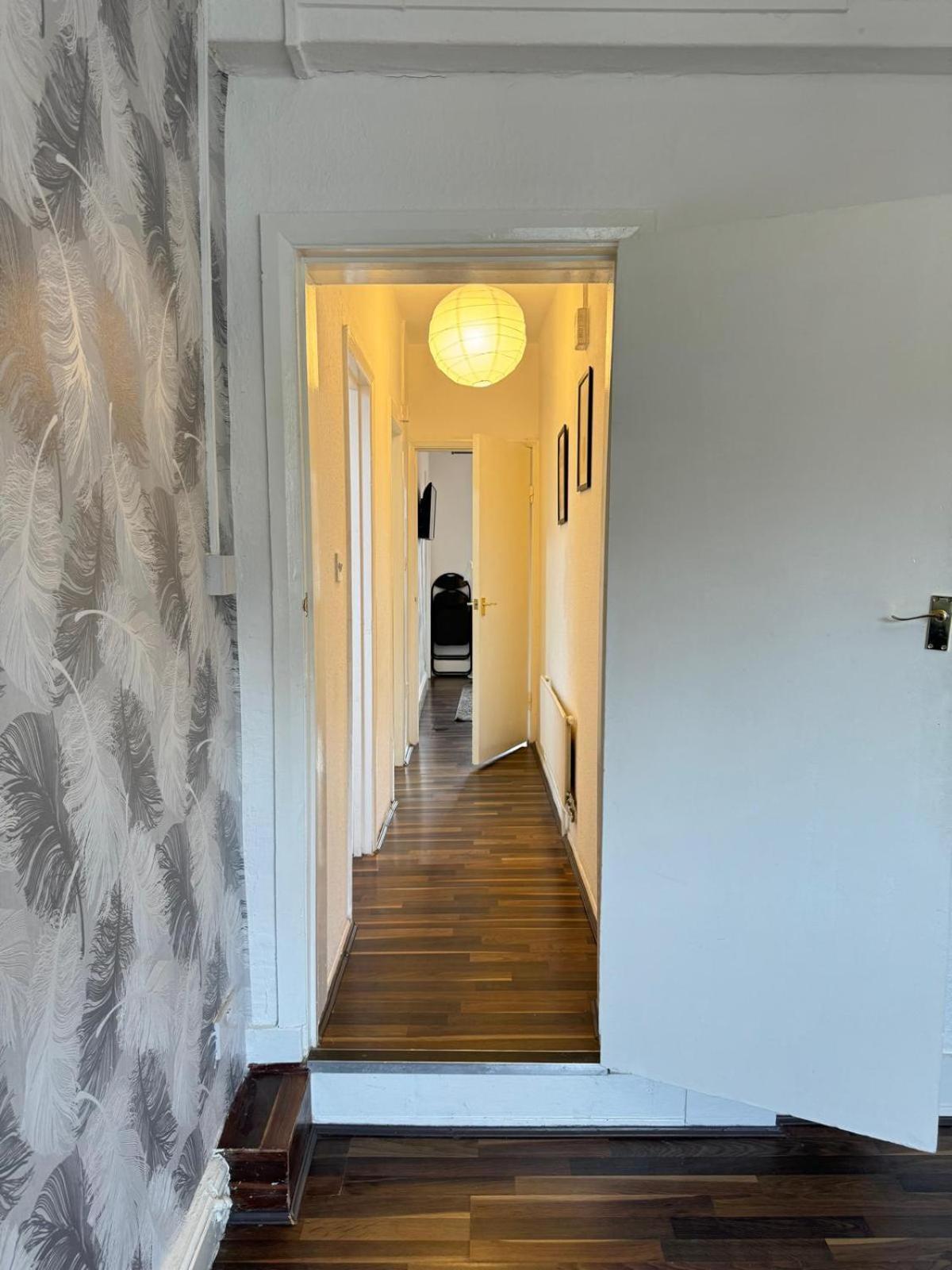 Comfy & Well-located 2br - Walthamstow Appartamento *
