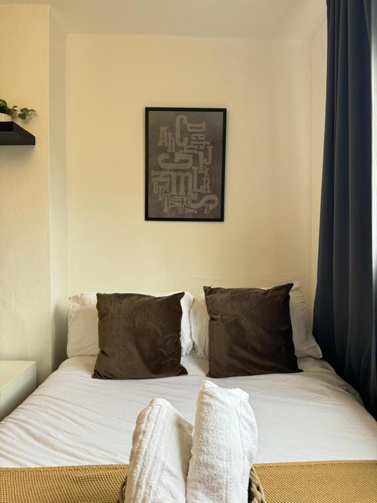 Comfy & Well-located 2br - Walthamstow * Londra