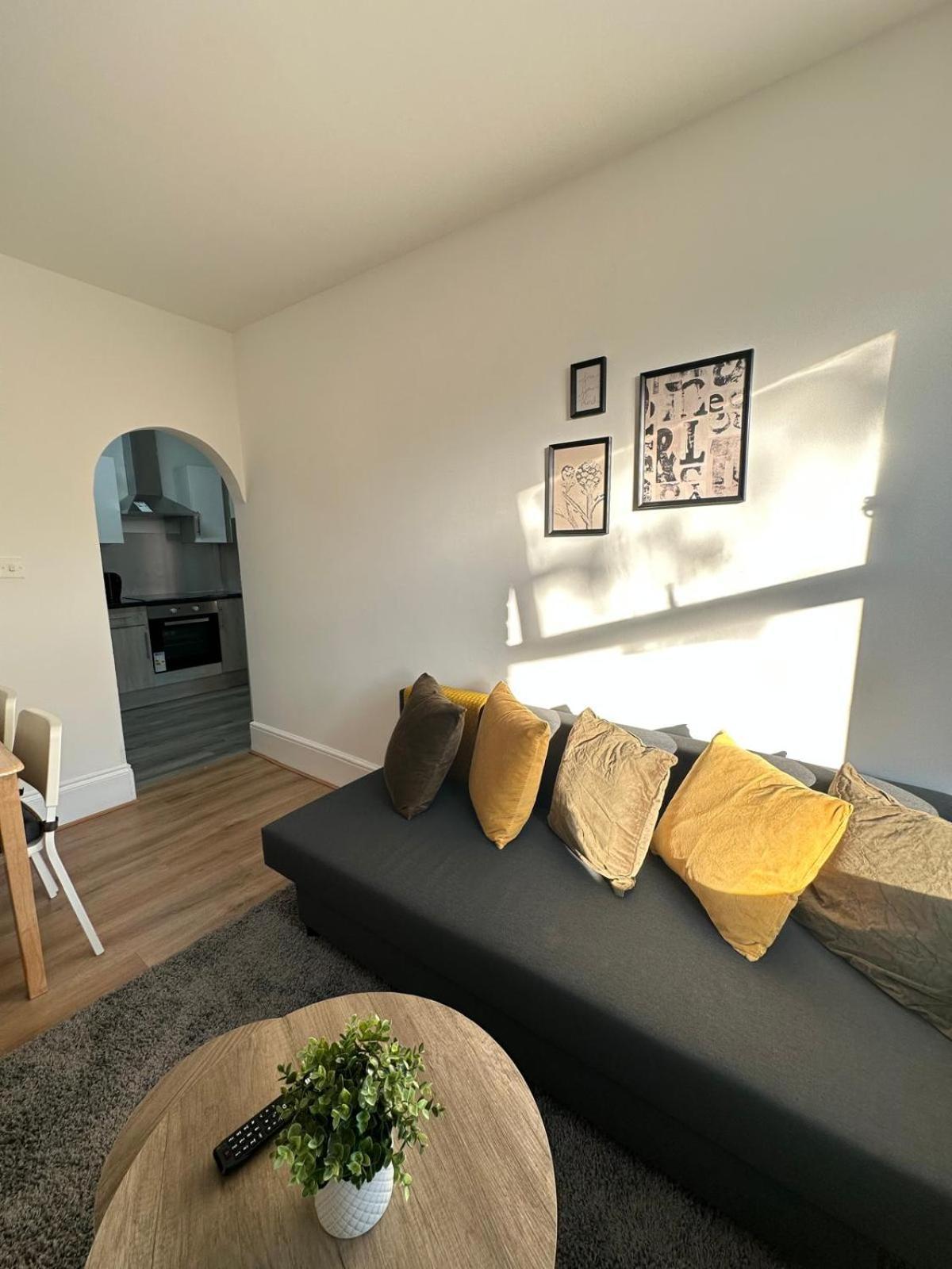 Appartamento Comfy & Well-located 2br - Walthamstow *