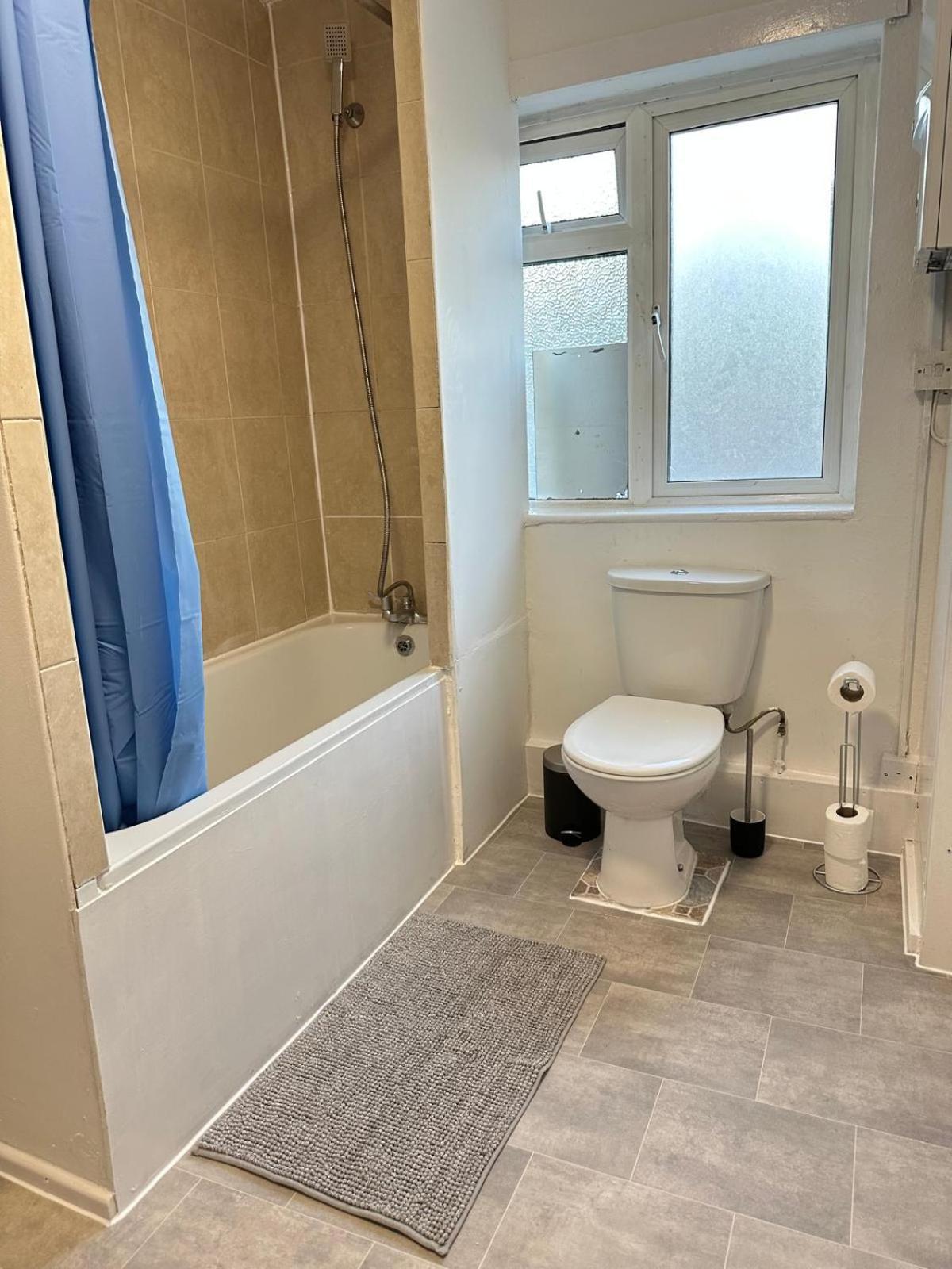 Comfy & Well-located 2br - Walthamstow London